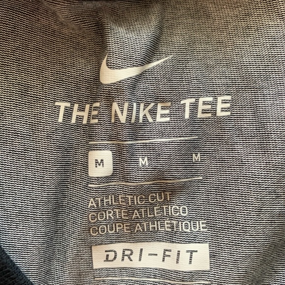 Nike Tee - Picture 3 of 3